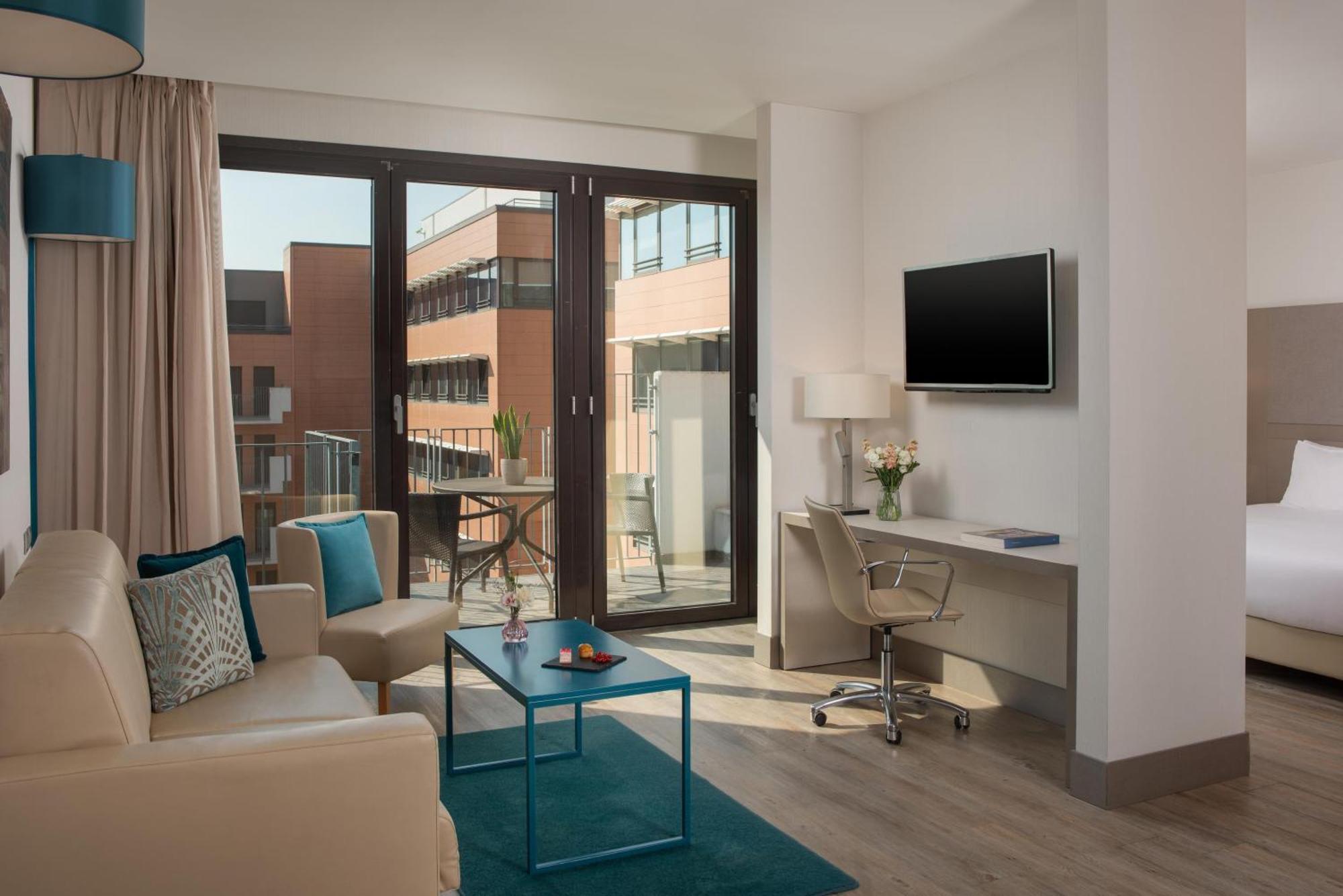 Junior Suite,1742877812:JPEG