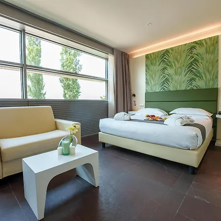 Best Western Hotel Green City-3